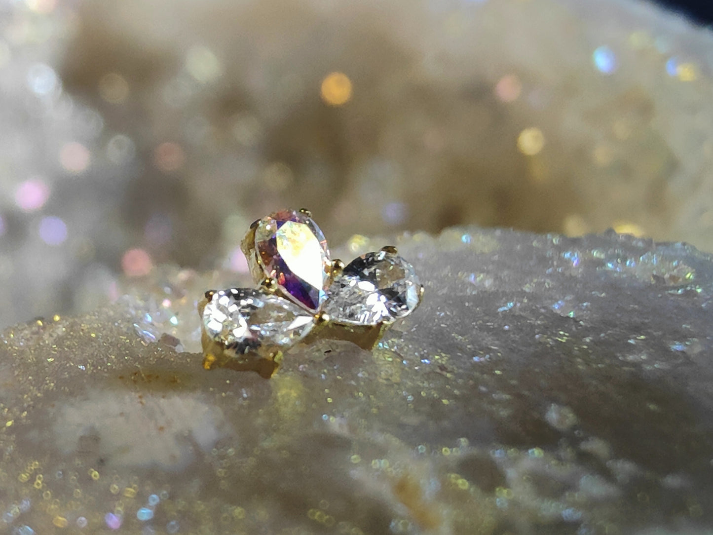 3 stone pear fan in 18ct yellow gold with white cz and  AB CZ