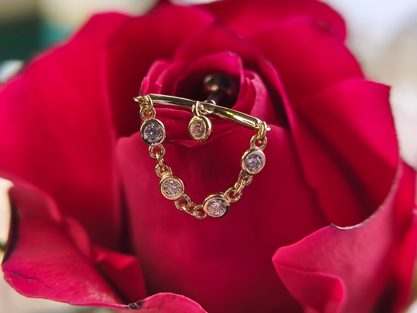 Hidden helix with multiple cz.