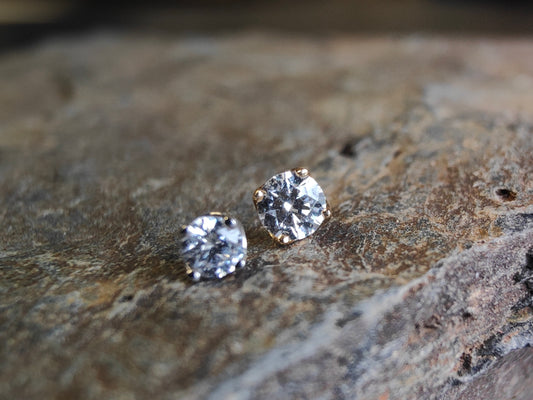 Junipurr CZ Prong set