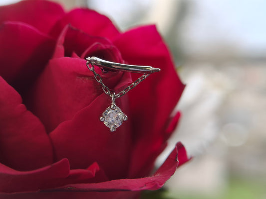 Hidden helix single gem